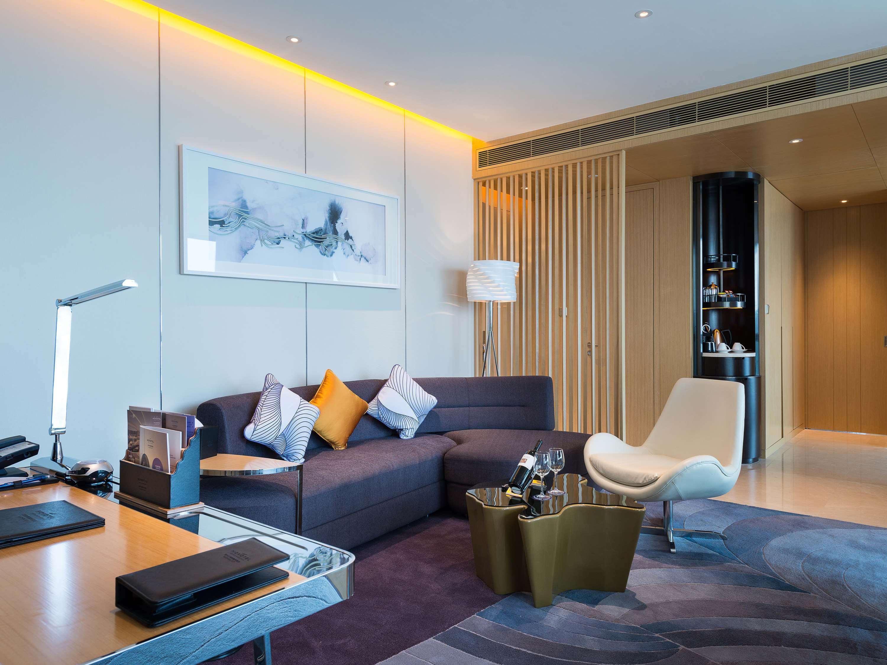 Novotel Jinji Lake Suzhou Sip Exteriör bild