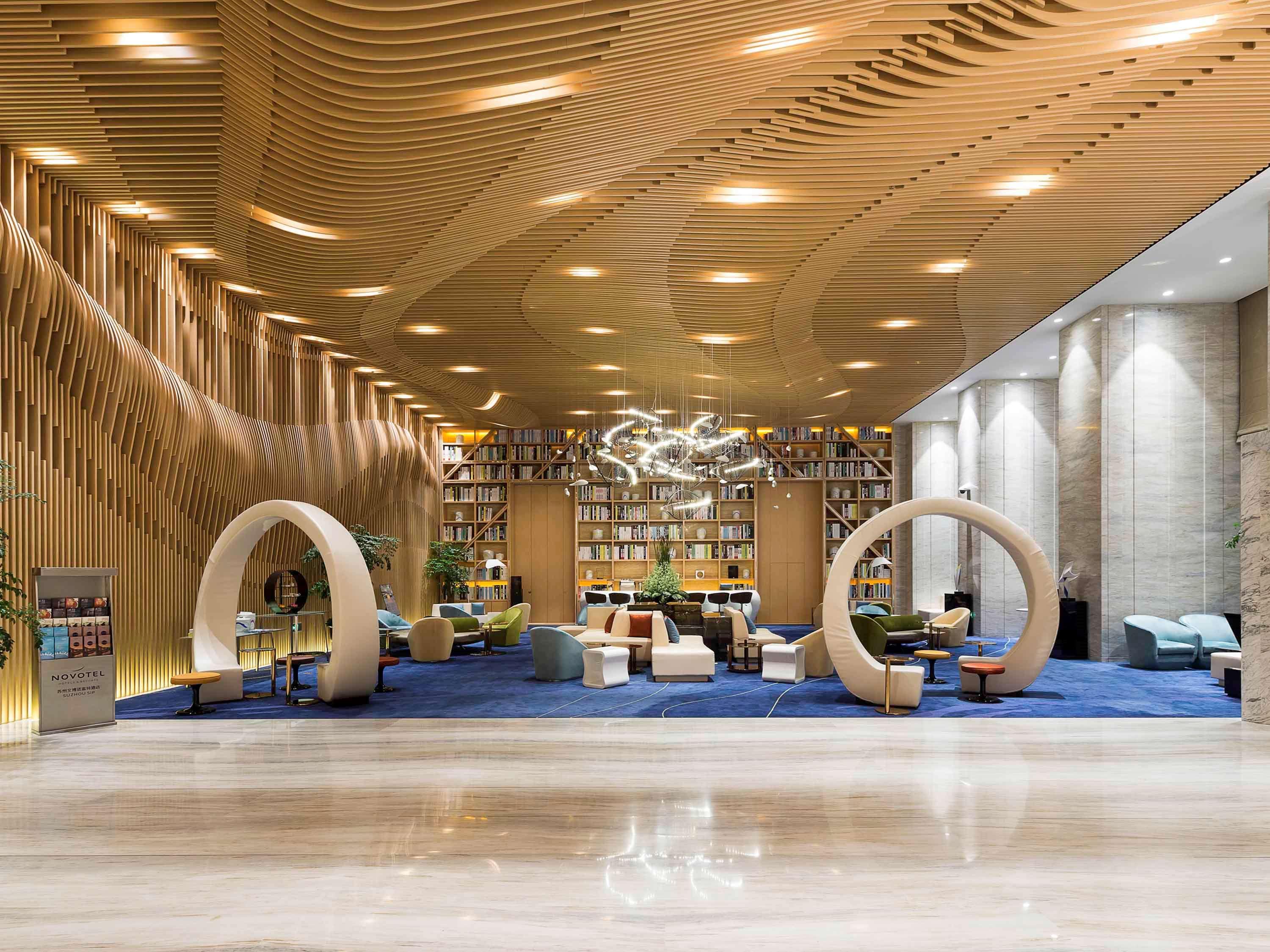 Novotel Jinji Lake Suzhou Sip Exteriör bild