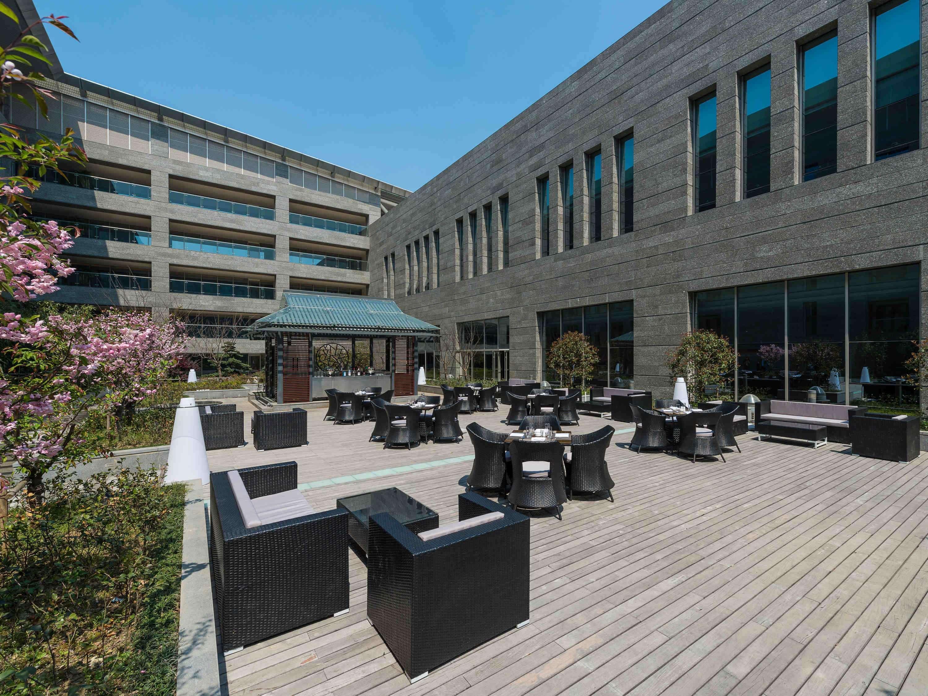 Novotel Jinji Lake Suzhou Sip Exteriör bild