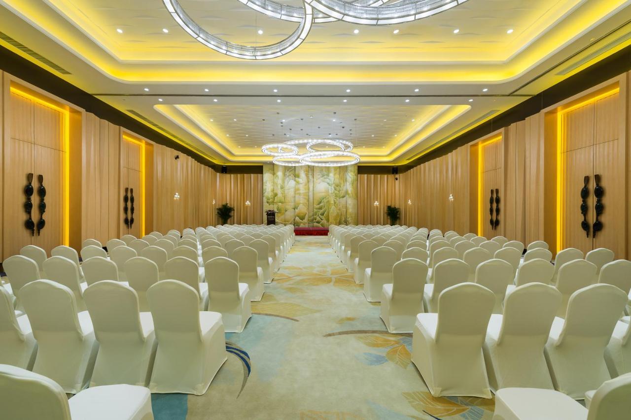 Novotel Jinji Lake Suzhou Sip Exteriör bild
