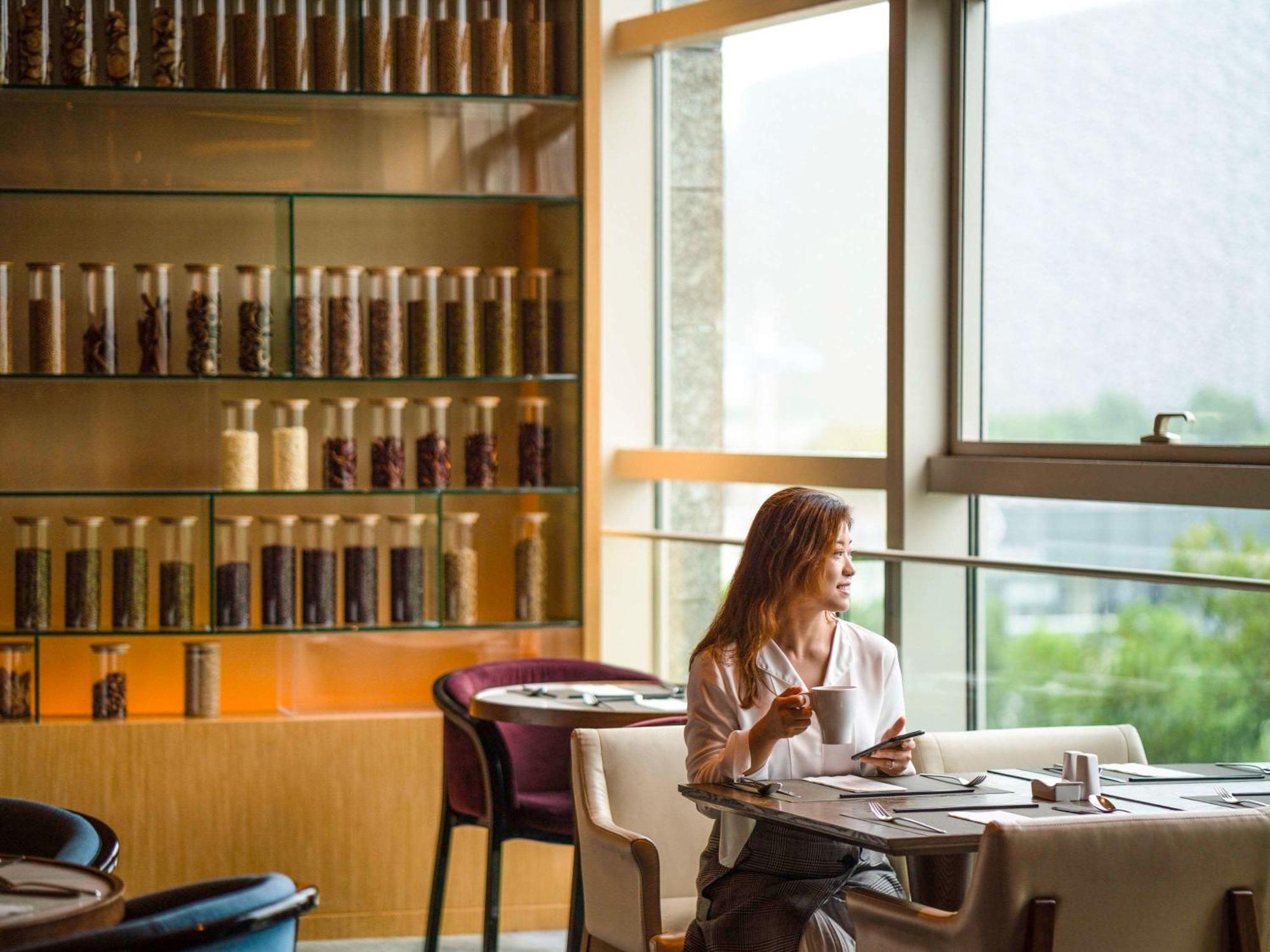 Novotel Jinji Lake Suzhou Sip Exteriör bild