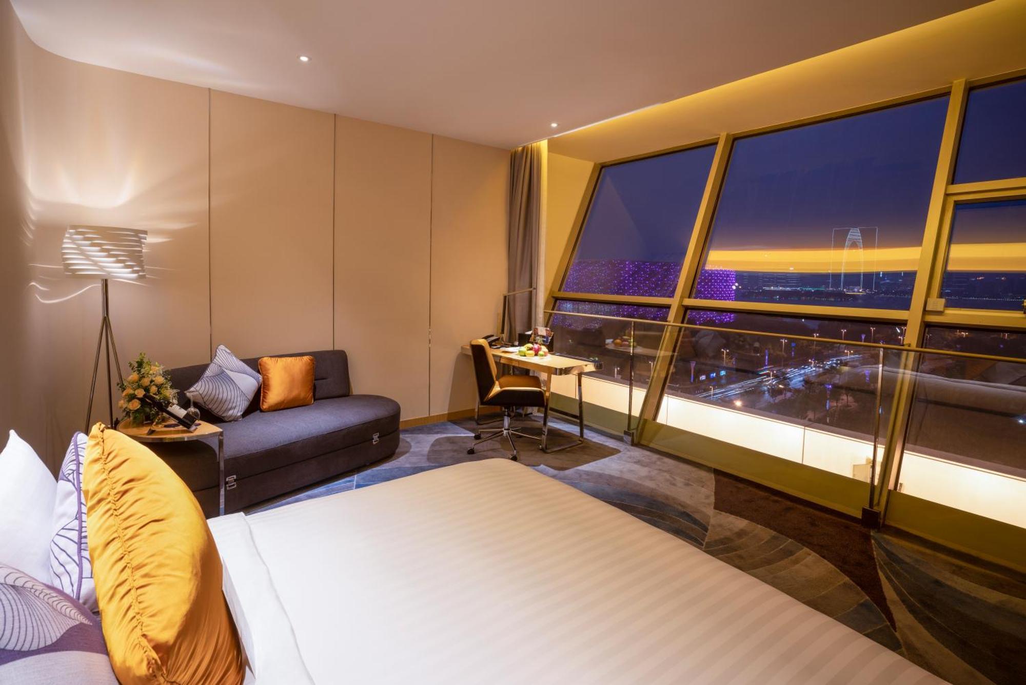 Novotel Jinji Lake Suzhou Sip Exteriör bild